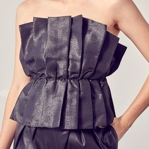 DO+BE  by maxwell allure copper pleated top sz M